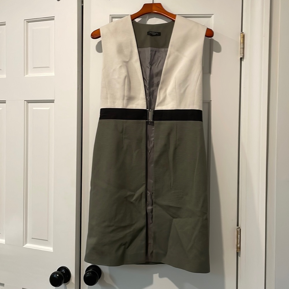 Vassa & Co. sleeveless jacket dress size US 6